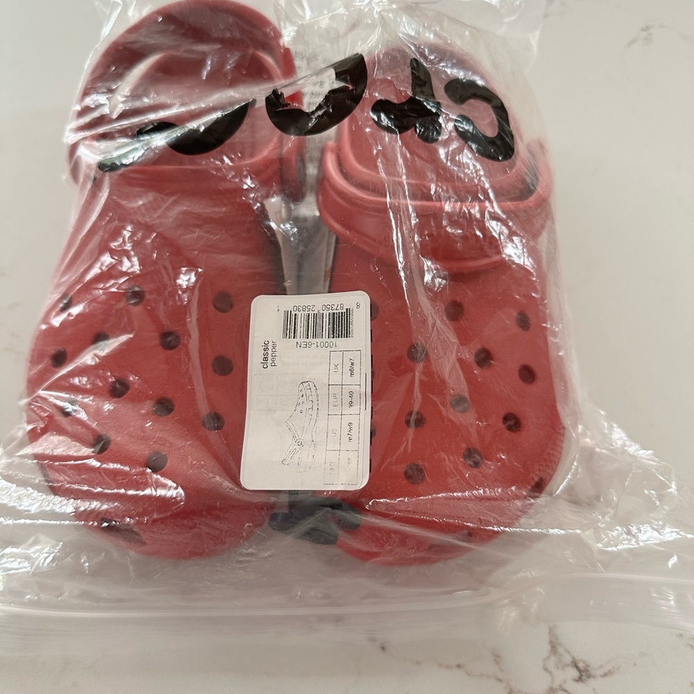 Crocs- Red Slip On Clogs brand newBack Strap- Size Women’s 9 Men’s 7